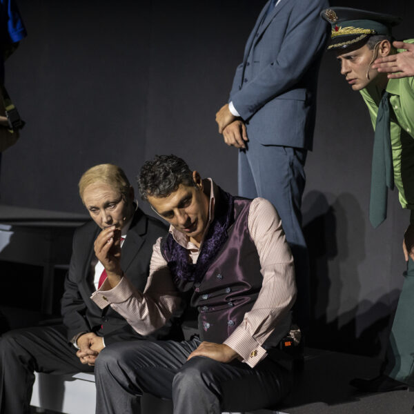 Bord de scène / La Haye