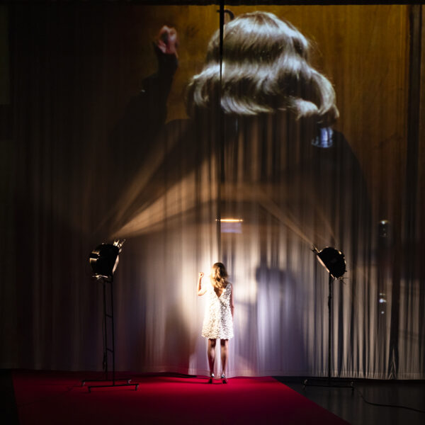 Bord de scène / Opening Night