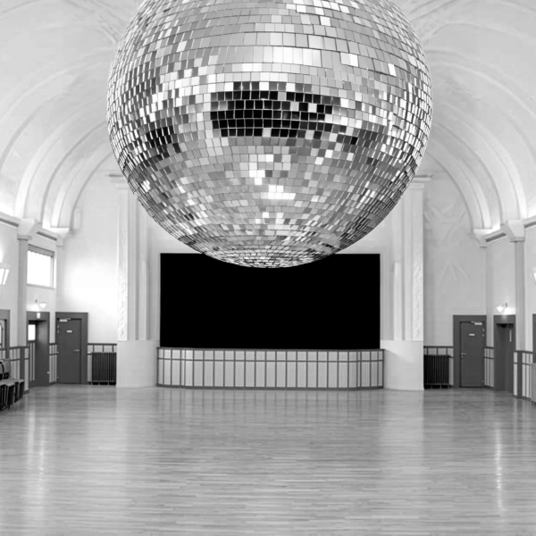 Le Bal
